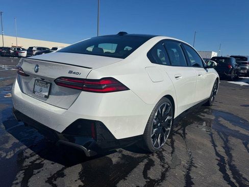 New 2026 BMW 540i xDrive w/ Executive Package AWD/4WD image 5