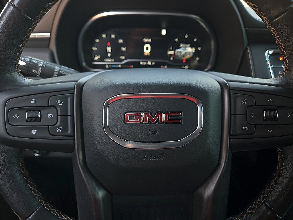 Used 2022 GMC Yukon AT4 AWD/4WD image 19