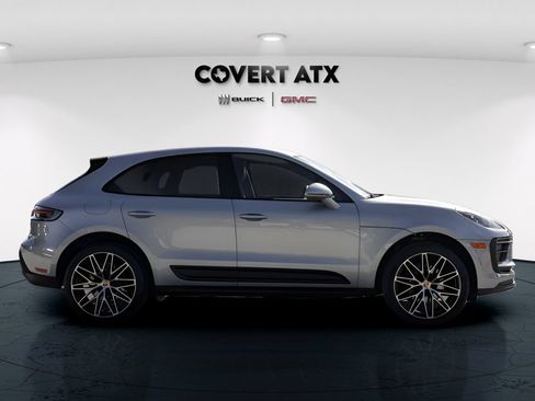 Used 2024 Porsche Macan AWD/4WD image 8