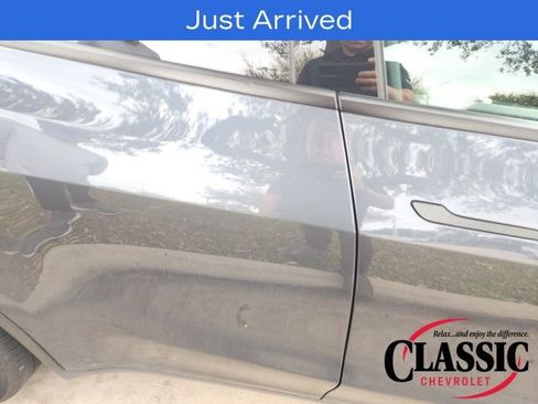 Used 2023 Tesla Model Y Long Range image 16