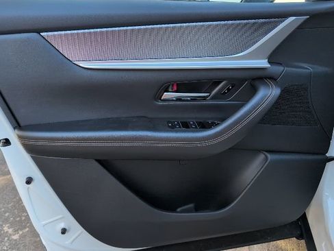 New 2026 MAZDA CX-90 Plug-In Hybrid w/ Preferred image 15