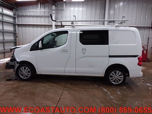 Used 2015 Chevrolet City Express LT w/ Technology Package image 6