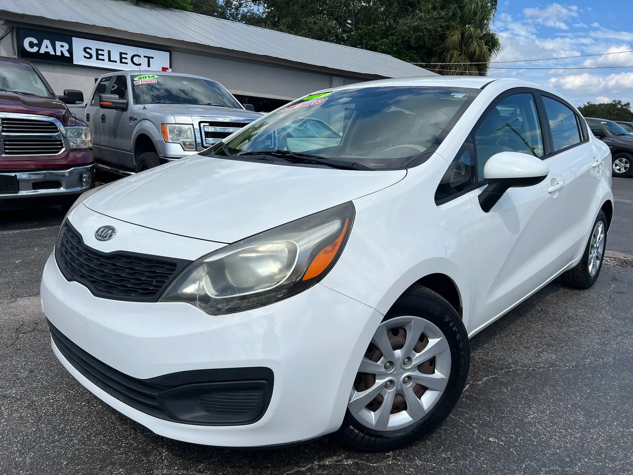 Used 2013 Kia Rio LX FWD image 1