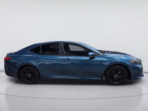 Used 2025 Toyota Camry LE FWD image 4