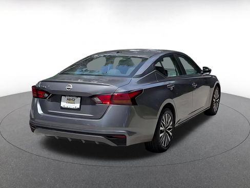 Used 2026 Nissan Altima 2.5 SV FWD image 14