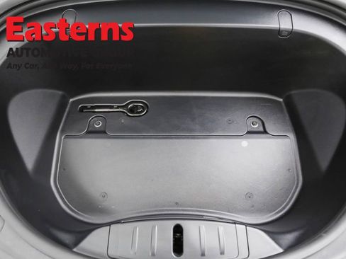 Used 2019 Tesla Model 3 Standard Range image 7