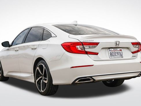 Used 2018 Honda Accord Sport image 7