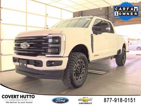 Used 2025 Ford F250 Platinum image 1