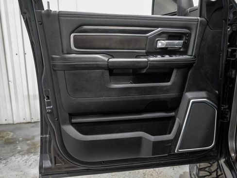 Used 2024 RAM 3500 Laramie w/ Night Edition image 43