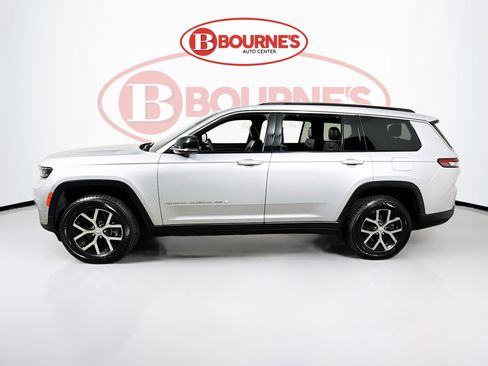 Used 2024 Jeep Grand Cherokee L Limited w/ Luxury Tech Group II AWD/4WD image 8
