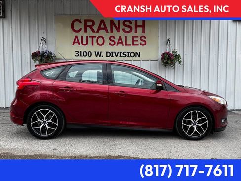 Used 2015 Ford Focus SE w/ SE Sport Package image 1
