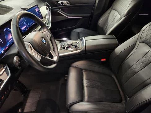 Used 2025 BMW X7 xDrive40i AWD/4WD image 22