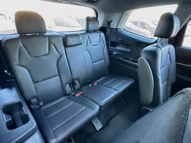 Certified 2022 Kia Telluride EX w/ EX Premium Package AWD/4WD image 28
