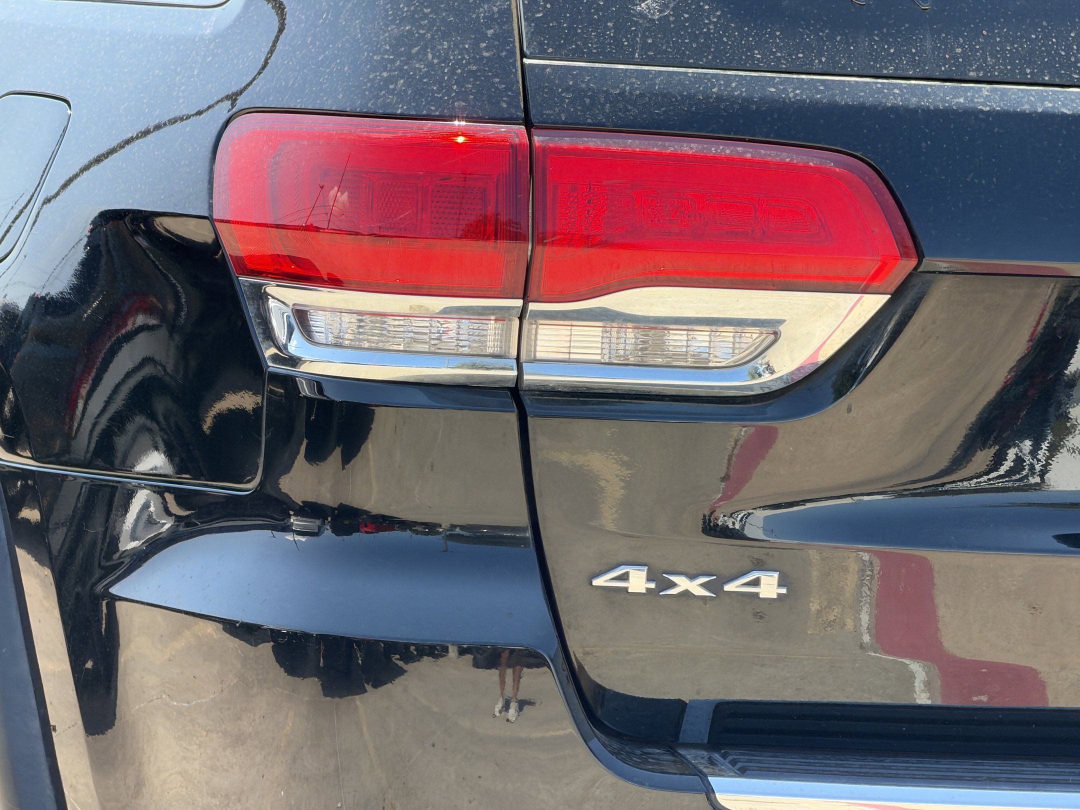 Used 2019 Jeep Grand Cherokee Limited AWD/4WD image 7