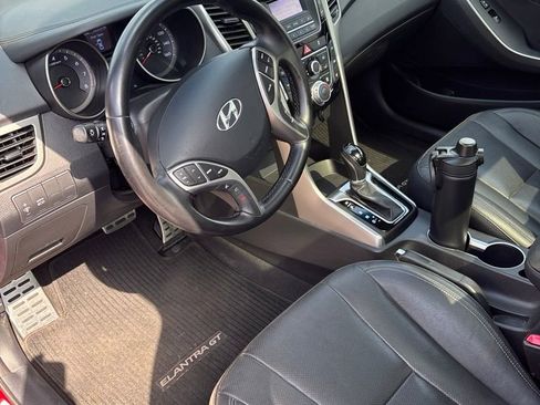Used 2013 Hyundai Elantra GT w/ Style Pkg FWD image 10