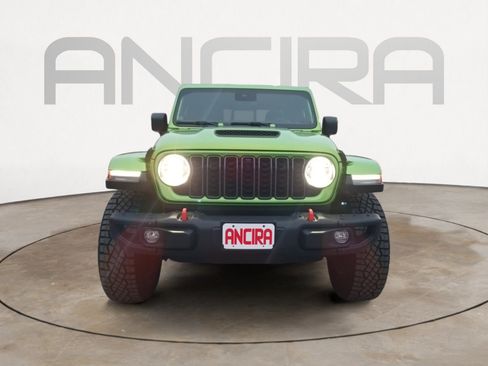 Certified 2025 Jeep Gladiator Mojave image 4