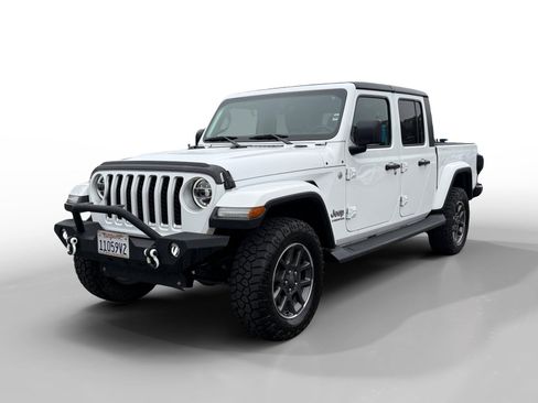 Used 2020 Jeep Gladiator Overland image 1