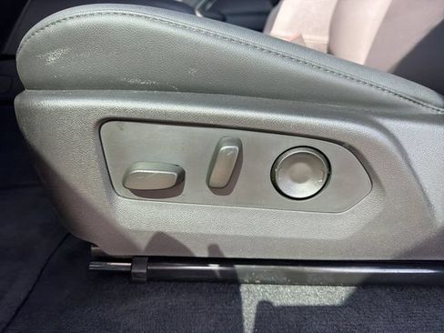 Used 2026 Chevrolet Colorado Trail Boss AWD/4WD image 10