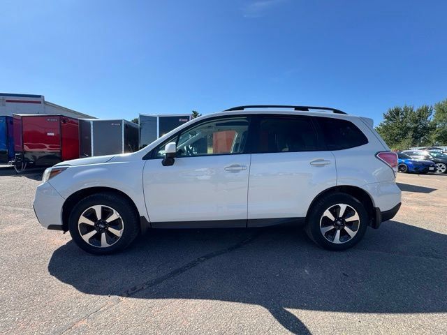 Used 2018 Subaru Forester 2.5i Premium w/ Protection Package #3 AWD/4WD image 4