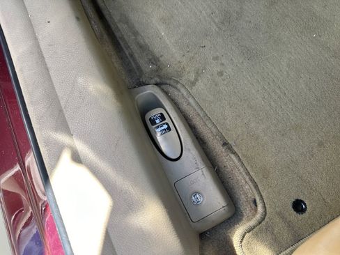 Used 2011 Honda Accord EX image 25