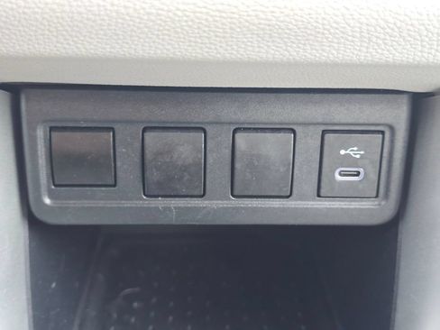 Used 2023 Toyota Corolla Cross L AWD/4WD image 30
