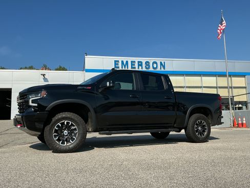 Certified 2024 Chevrolet Silverado 1500 ZR2 AWD/4WD image 3