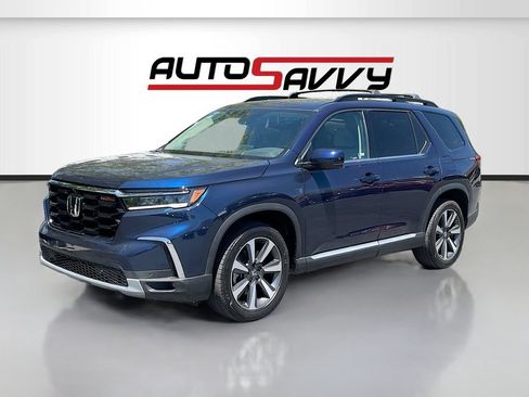 Used 2024 Honda Pilot Elite image 3