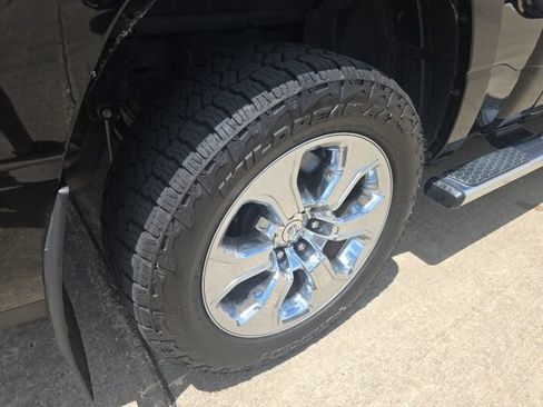 Used 2023 RAM 1500 Big Horn AWD/4WD image 4
