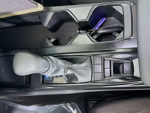 Used 2025 Toyota Camry LE image 20