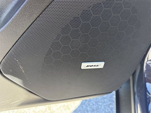 Used 2025 Cadillac XT5 Premium Luxury image 40