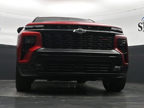 Used 2024 Chevrolet Traverse RS w/ LPO, Floor Liner Package FWD image 27