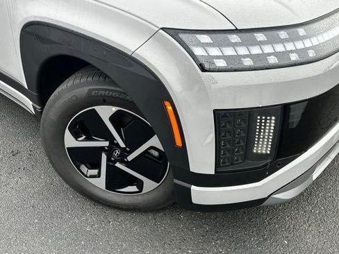 New 2026 Hyundai Ioniq 9 S RWD image 2