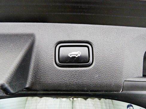 Used 2022 Kia Telluride EX w/ EX Premium Package AWD/4WD image 15