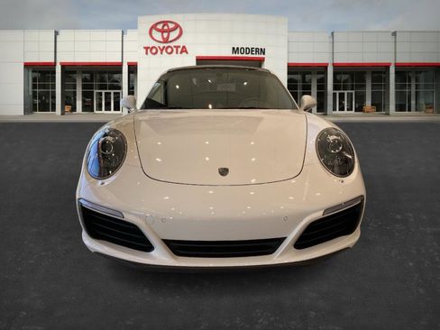 Used 2017 Porsche 911 Carrera S image 2