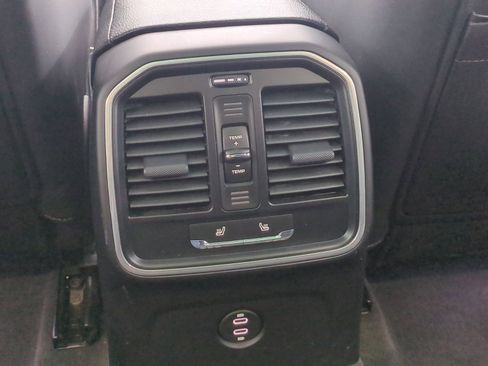 Certified 2023 Porsche Macan Turbo AWD/4WD image 19