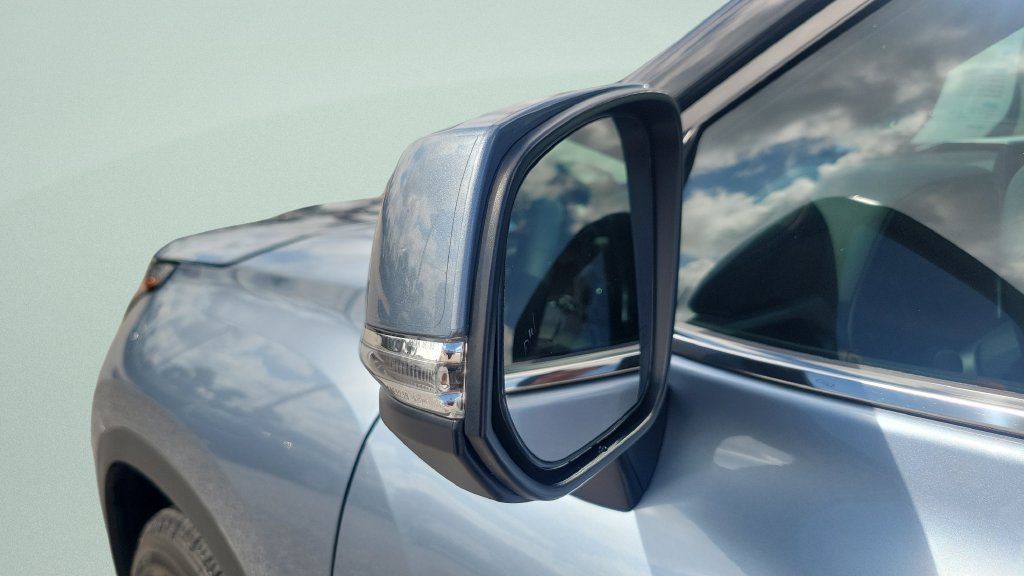 Certified 2022 Toyota Highlander Platinum AWD/4WD image 27