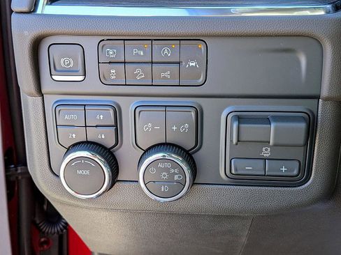 New 2026 Chevrolet Tahoe LT w/ Comfort Package image 16