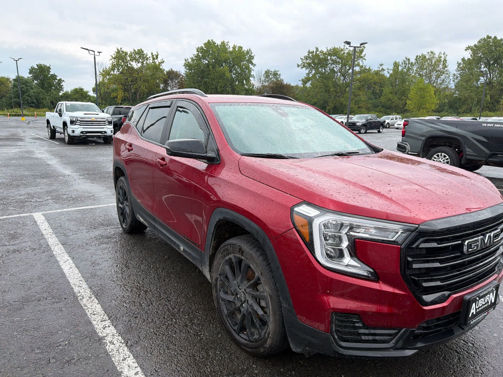 Used 2023 GMC Terrain SLE w/ Driver Convenience Package AWD/4WD image 16