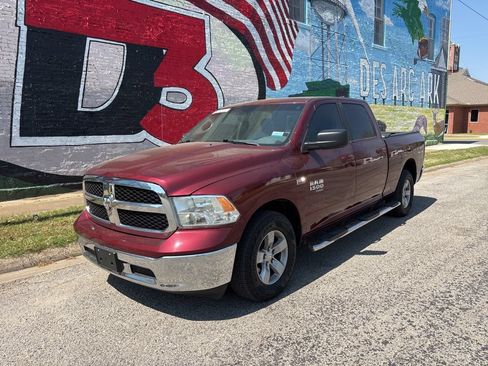 Used 2019 RAM 1500 Classic SLT RWD image 50