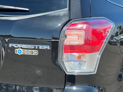 Used 2018 Subaru Forester 2.5i Limited AWD/4WD image 32