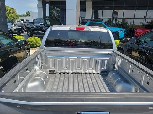 Used 2021 Ford Ranger XLT w/ Equipment Group 301A Mid AWD/4WD image 9