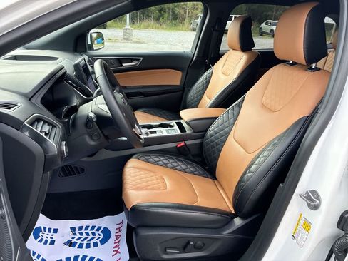 Used 2024 Ford Edge Titanium w/ Titanium Elite Package AWD/4WD image 19