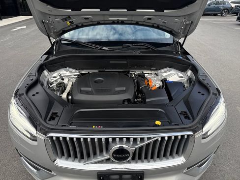 Used 2023 Volvo XC90 T8 Plus w/ Protection Package Premier AWD/4WD image 12