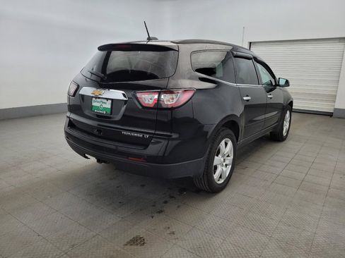 Used 2016 Chevrolet Traverse LT w/ Style and Technology Package image 9