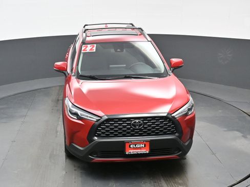 Used 2022 Toyota Corolla Cross LE image 35