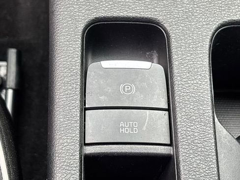 Used 2023 Kia Forte GT-Line w/ GT-Line Technology Package FWD image 19