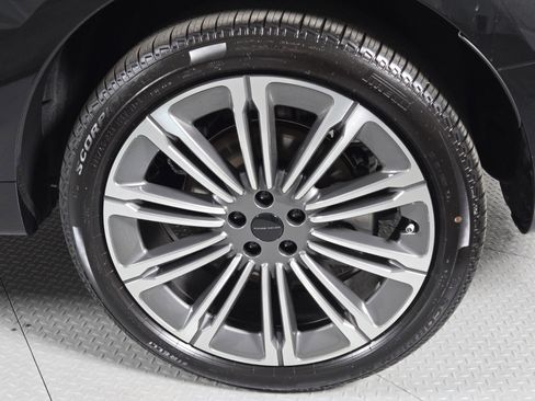 New 2026 Land Rover Range Rover Sport Dynamic SE image 9