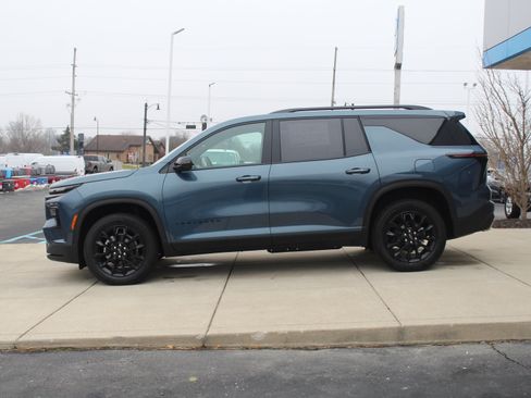 New 2026 Chevrolet Traverse LT w/ Midnight/Sport Edition image 6