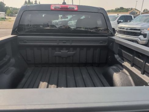 Used 2021 Chevrolet Colorado W/T w/ Custom Special Edition AWD/4WD image 7