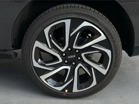 New 2026 Lincoln Navigator Black Label image 4